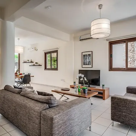 Mandalay Villa *