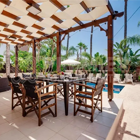 Villa Mandalay *